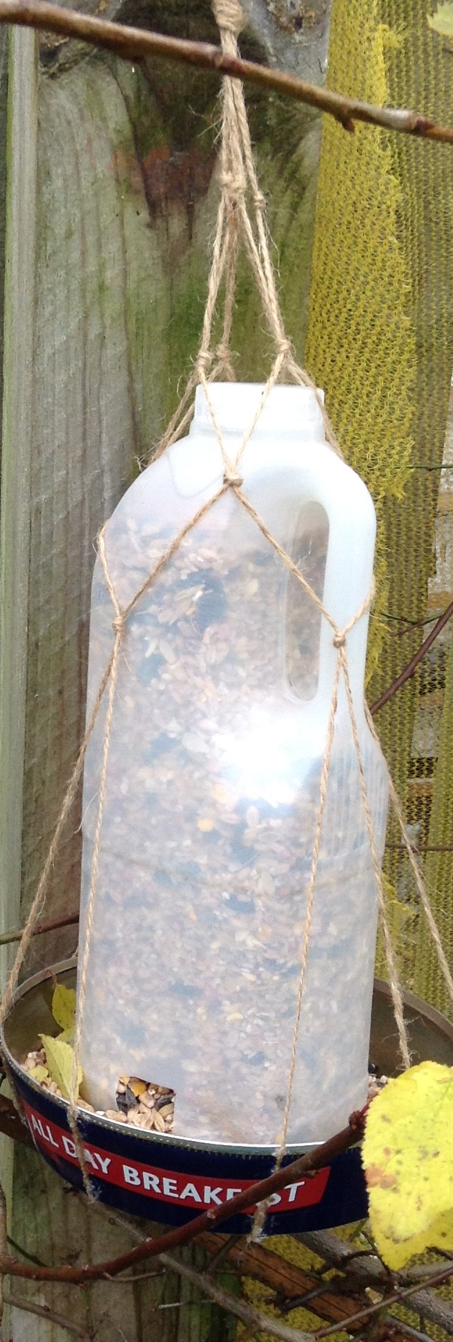 Crafting for the garden birds again!