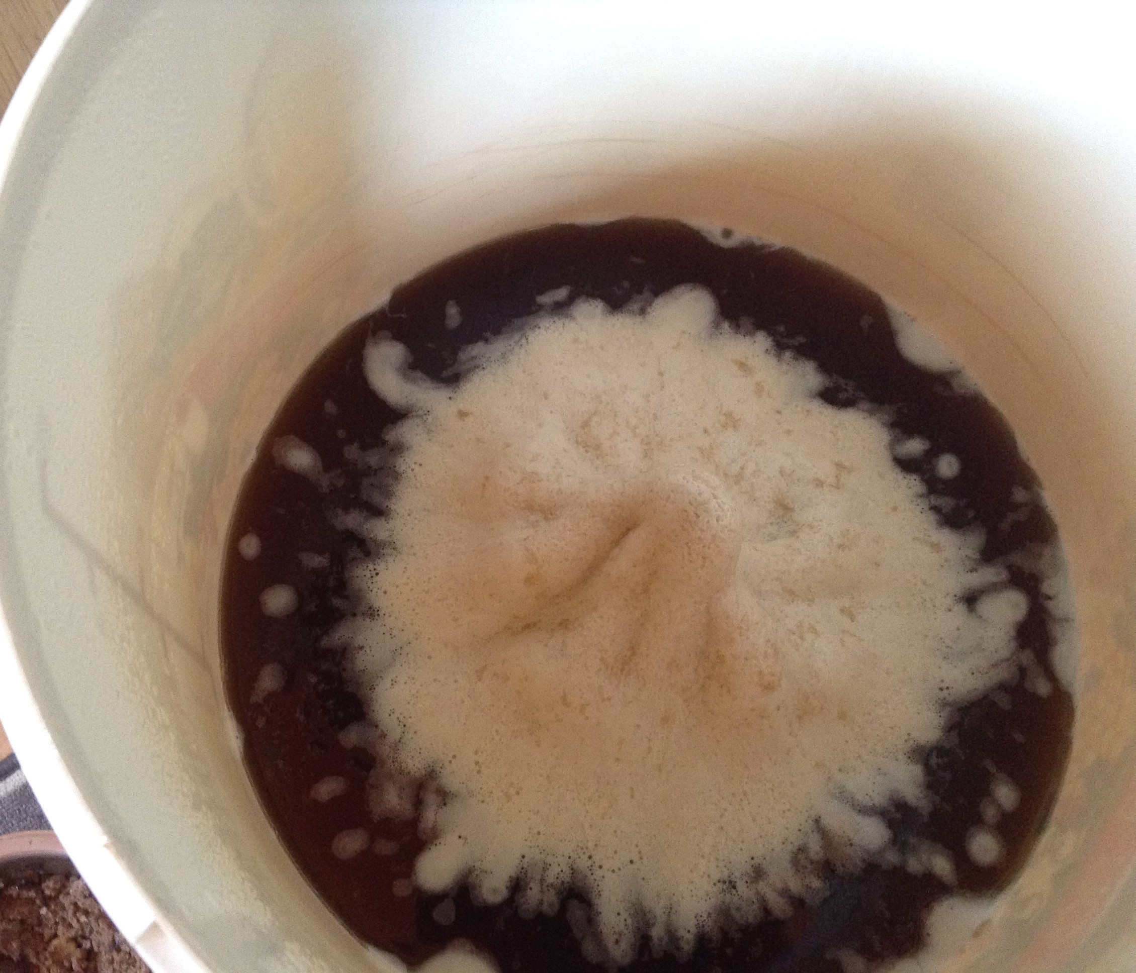 Wine making with an unusual ingredient and some kombucha news!